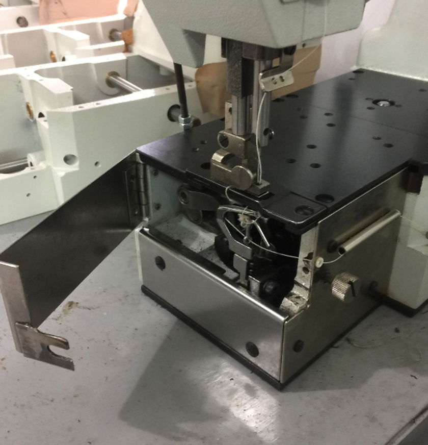 Singer 300U sewing head